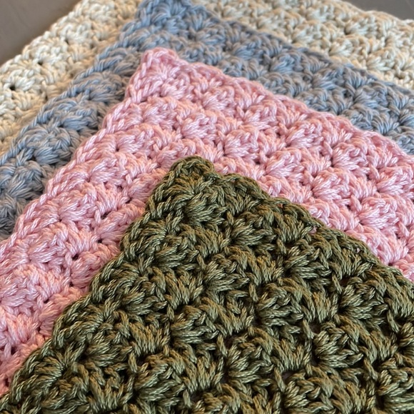 Set of 2 Crocheted Washcloth Crocheted Dishcloth with Hanging Loop 100% COTTON - Picture 7 of 9